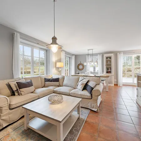 Westmarken Reetdachhaus Strandkontor בית נופש